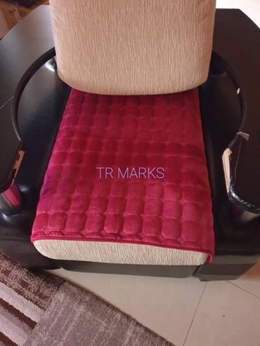 Posteljina: Komplet flekera za trosed, dvosed i fotelju po super ceni od 3490 din — 2