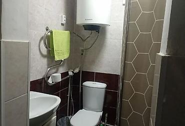 Продажа коттеджей и домов: 🏡продается 2 этадный дом. 📍Кок Жар ж/м. Площадь дома: 100. Площадь — 13