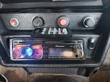 pioneer 8350: Təcilli satılır 6 çıxış disk USB yeri işləyir aux yeri işləmir sağa