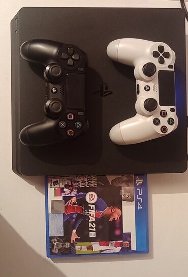 mortal combat 11: PlayStation 4 Slim 2 Orijinal Pult + Fifa 21 diski FIFA 24 də var