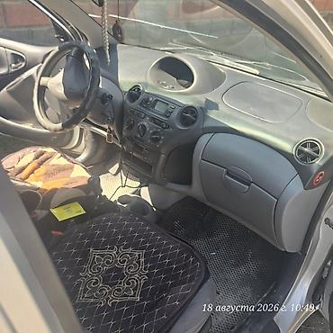 авто ярис: Toyota Yaris: 1999 г., 0.1 л, Механика, Бензин, Хэтчбэк — 4