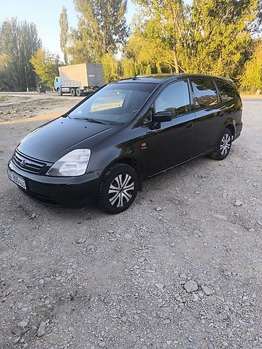 Honda Stream: 2001 г., 1.7 л, Механика, Бензин, Универсал — 5