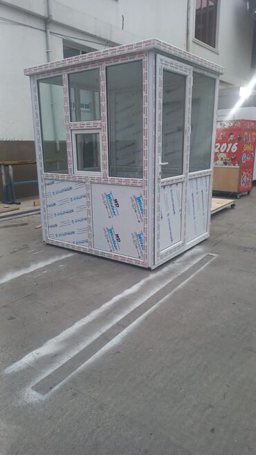 Konteynerlər: MÜHAFİZƏ KABİNİ. MÜHAFİZƏLƏR ÜŞÜMƏSİN. KƏYFİYYƏTLİ. SƏRFƏLİ — 4