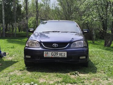Toyota: Toyota Avensis: 2001 г., 1.8 л, Автомат, Бензин, Седан