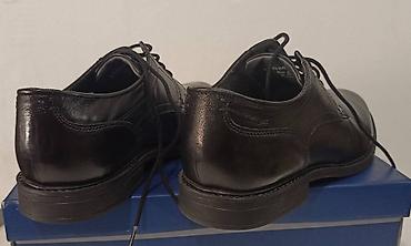 Cipele: Kožne crne cipele – broj 43,Cena: 4990 din (naznačeno na slici). - — 7