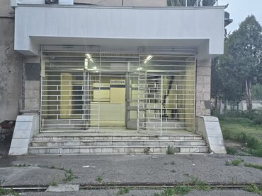 Помещения свободного назначения: Продается 3х этажное административное здание в селе Чуй – отличная