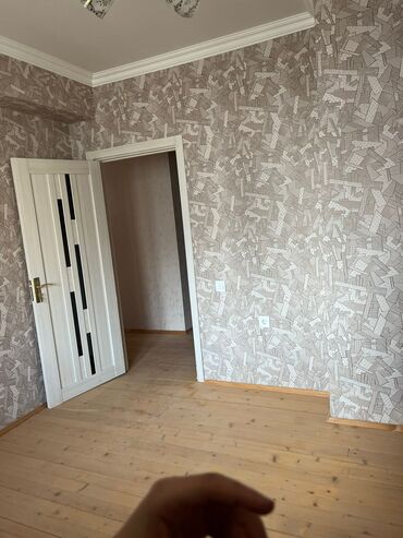 Uzunmüddətli kirayə mənzillər: St/Sumqayıtda (Qazilər şəhərciyi) 9/7 ci mər-də 3 otaqlı əşyasiz ev -da lalafo.az — 3 Uzunmüddətli kirayə mənzillər: St/Sumqayıtda (Qazilər şəhərciyi) 9/7 ci mər-də 3 otaqlı əşyasiz ev — 3