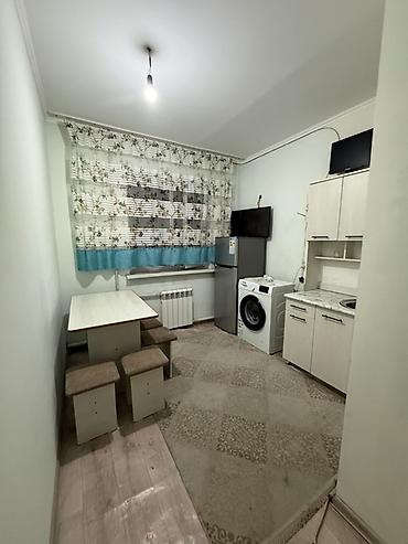 Долгосрочная аренда комнат: Сдаётся компактная студия с санузлом и кухонной зоной. Планировка и — 4