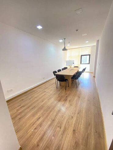 Ofislər: Nəsimi rayonu, Rəşid Behbudov küçəsində plazada yeni təmirli 3 otaqlı -da lalafo.az — 3 Ofislər: Nəsimi rayonu, Rəşid Behbudov küçəsində plazada yeni təmirli 3 otaqlı — 3