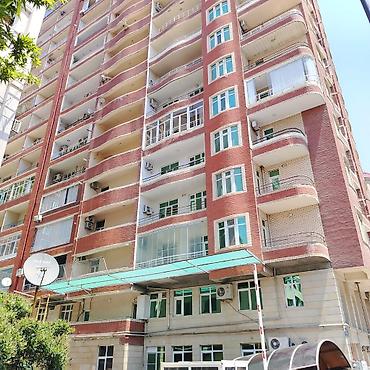 Mənzillər: 4 otaqlı, Yeni tikili, 176 kv. m — 2