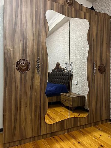 Dolab satılır - Qiymət: 250 AZN - Ölçü: 190×2 - Ünvan: 9 mk -
