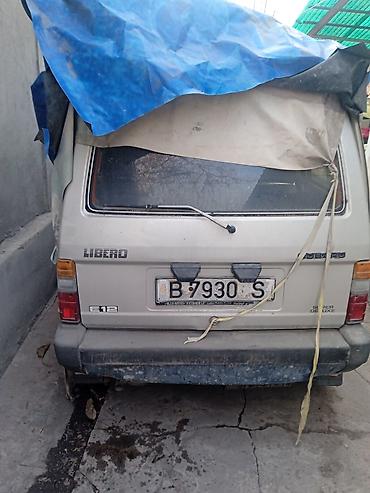 Subaru: Subaru Libero: 1991 г., 1.2 л, Минивэн — 8