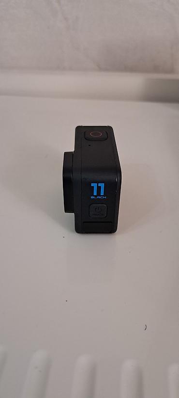 əl kamerası: GoPro HERO11 Black action kamera seti Məhsulun tərkibi: - GoPro — 4