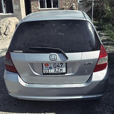 срв 2009: Honda Fit: 2003 г., 1.3 л, Вариатор, Бензин, Хэтчбэк — 3