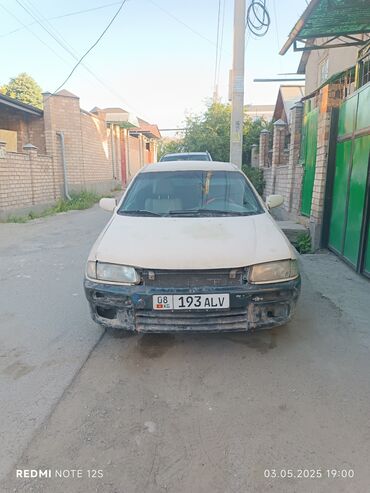 Mazda: Mazda 323: 1996 г., 1.5 л, Механика, Бензин, Седан