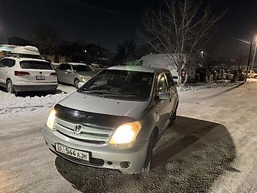 Toyota: Toyota ist: 2002 г., 1.3 л, Автомат, Бензин, Хэтчбэк — 9