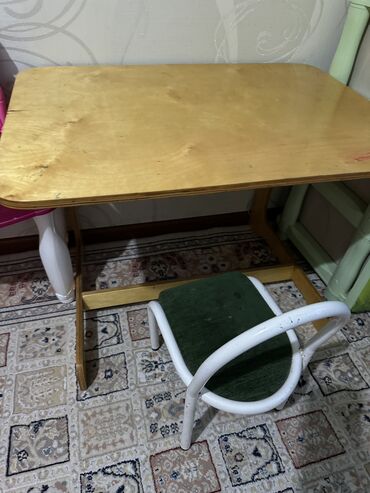 парта и стол: Парта Колдонулган