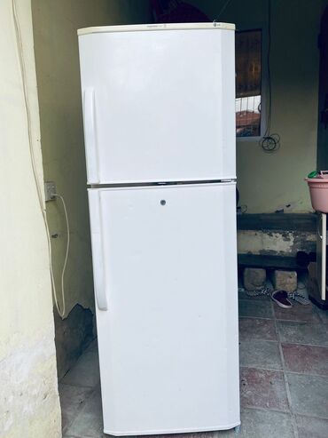 ikinci əl siyuducu: 2 qapılı LG Soyuducu Satılır, rəng - Ağ