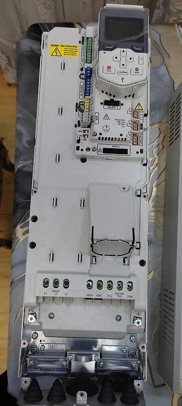 motor atv: ABB ACS580-01-1073A-4 frekans çeviricisi (VFD) - Brend/model: ABB — 7
