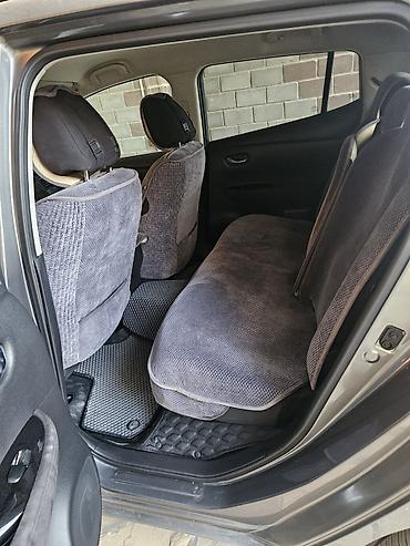 nissan leaf: Nissan Leaf: 2015 г., Электромобиль — 8