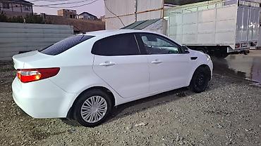 bmw 2: Kia Rio: 2013 г., 1.6 л, Механика, Бензин, Седан — 4