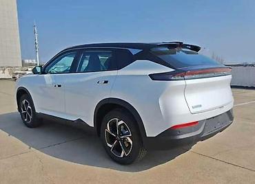 changan cs: Dongfeng AX7: 2026 г., 2.1 л, Автомат, Электромобиль, Кроссовер — 2