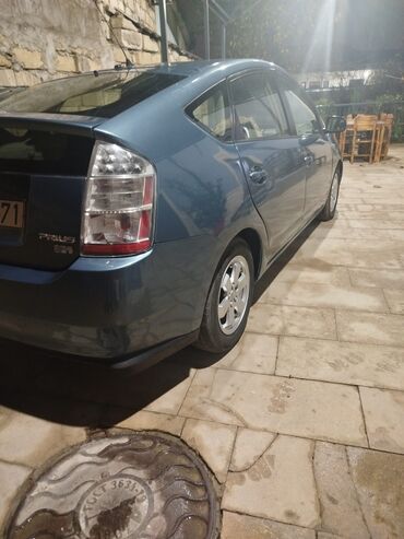 Toyota: 2008 ci il. qiymet 12000 m — 3