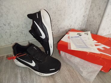 Кроссовки и спортивная обувь: Мужские кроссовки, 44, Nike, Новый, цвет - Черный, Самовывоз, Платная доставка