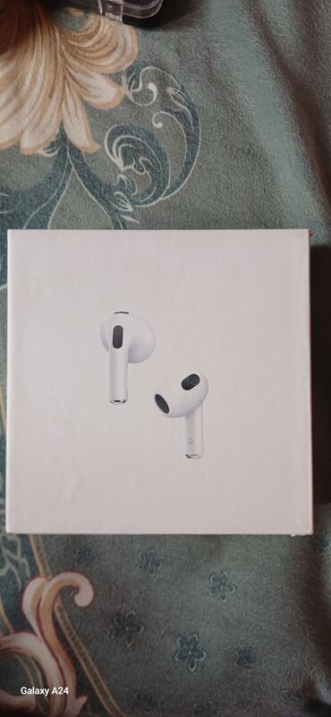 400manata alınıb,təcili satılır,təzədir (2-3 dəfə taxılıb)Apple