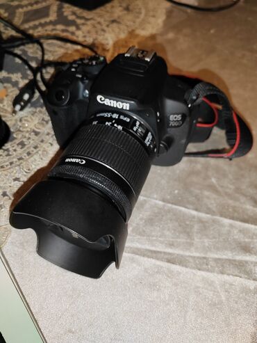 Foto və videokameralar: Canon EOS 700D Özüm Cənubi Koreyada səfərdə olarkən demək olar 0dan