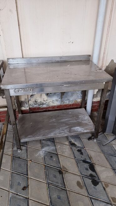 qarin ve bel piylerini eritmek: Nej stol(Dönər aparatı altlığı) Uzunluq 100sm,eni 60sm.Sumqayıtdadır