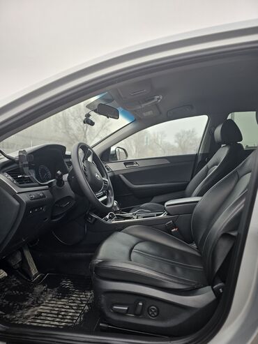 Hyundai: Hyundai Sonata: 2020 г., 2 л, Автомат, Газ, Седан — 6