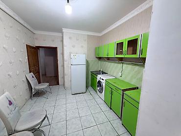 Mənzillərin satışı: Bakı, Binəqədi qəs., 3 otaqlı, Köhnə tikili, m. Azadlıq Prospekti, 80 kv. m — 3
