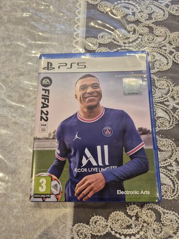 Oyun diskləri və kartricləri: PS5 üçün FIFA 22 (EA Sports) – Blu-ray disk - Platforma: PlayStation