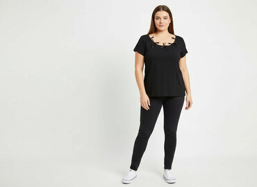 ramka na koszulki: T-shirt damski, rozmiar XL