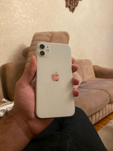 Apple iPhone: IPhone 11, 128 GB, Ağ, Face ID