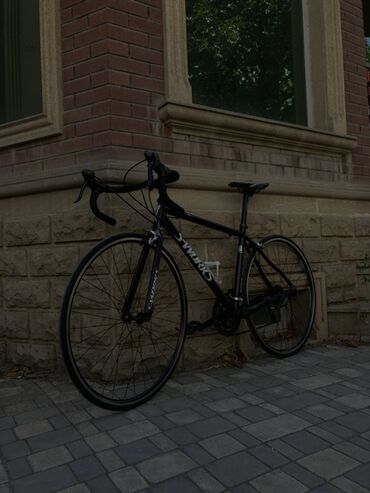 tutacaqlı üçtəkərli velosiped: Б/у Городской велосипед Trek, 28", скоростей: 7, Самовывоз
