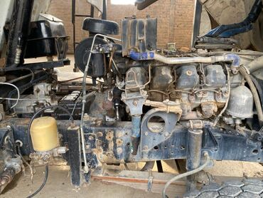 Другой строительный транспорт: Самосвал КАМАЗ 6x4 - Конфигурация: трехосный самосвал, формула 6×4 - — 4