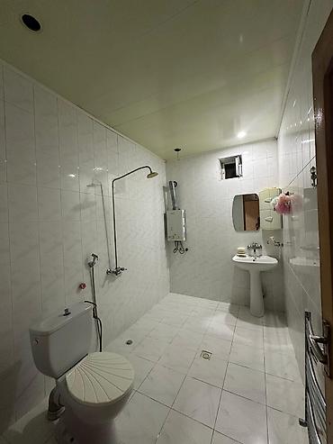 Həyət evi alıram: 210 kv. m, 5 otaqlı — 30