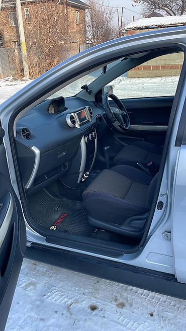 Toyota: Toyota ist: 2002 г., 1.5 л, Автомат, Бензин, Хэтчбэк — 9