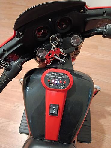 oyuncaq at: Uşaq üçün elektrikli üçtəkərli motosiklet (trike) - Rəng — 3