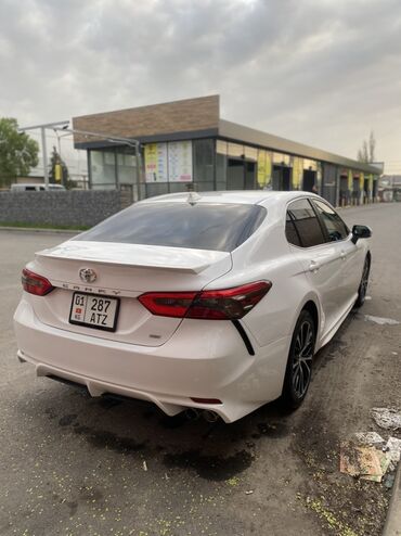 автомобиль токмок: Toyota Camry: 2018 г., 2.5 л, Автомат, Бензин, Седан