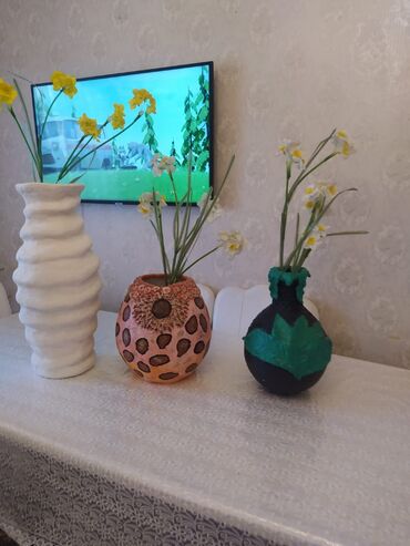 Vazalar: Vaza dəsti — 4