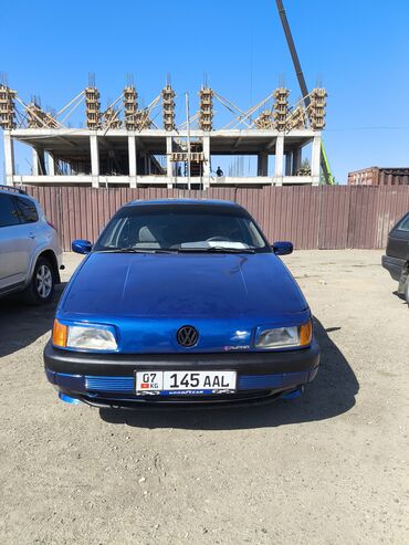 покупка бу шин: Volkswagen Passat: 1991 г., 1.8 л, Механика, Бензин, Седан