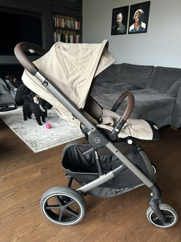 Kolica za bebe: 3u1 sistem Kupljena u martu 2025, pod garancijom Koriscene samo 4 — 11