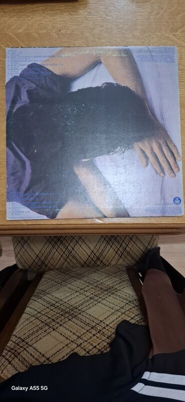 Vinil ploče: Vinil ploče – 2 albuma 1) Frank Sinatra – Greatest Hits (Reprise — 4