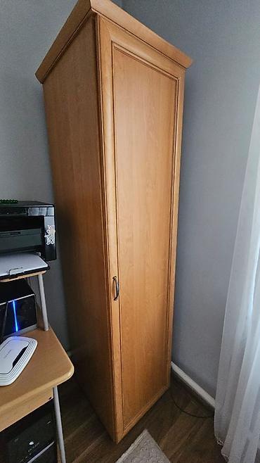 office table: Комплект мебели для домашнего офиса: 1) Узкий однодверный шкаф - — 1
