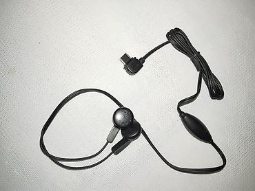 Проводные гарнитуры: Проводные гарнитуры, Sony Ericsson, Новый, цвет - Черный — 1