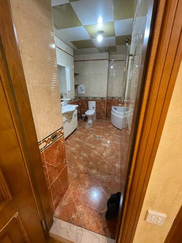 Uzunmüddətli kirayə mənzillər: Aileli insan nezerde tutulur, Qiymeti yerinde razilwmaq olar Tibb — 9