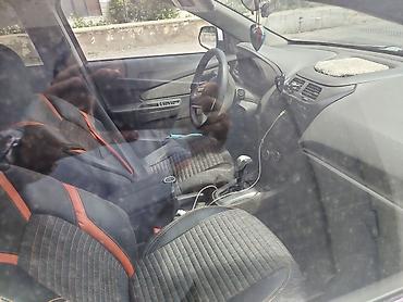 cobalt: Chevrolet Cobalt sedan – ağ rəng, 4 qapı, AZ nömrə nişanı. Şəhər və — 5